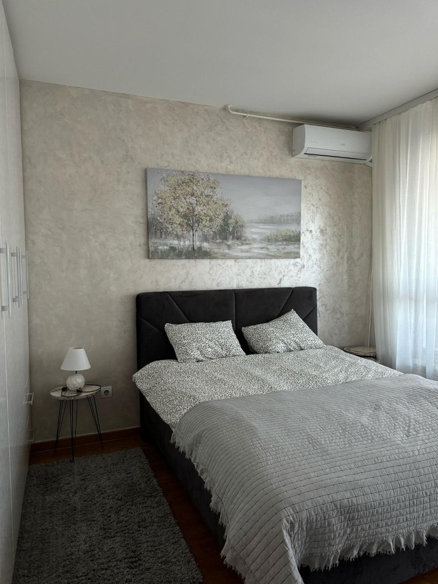 Manhattan Apartman Belvil Belgrado Buitenkant foto