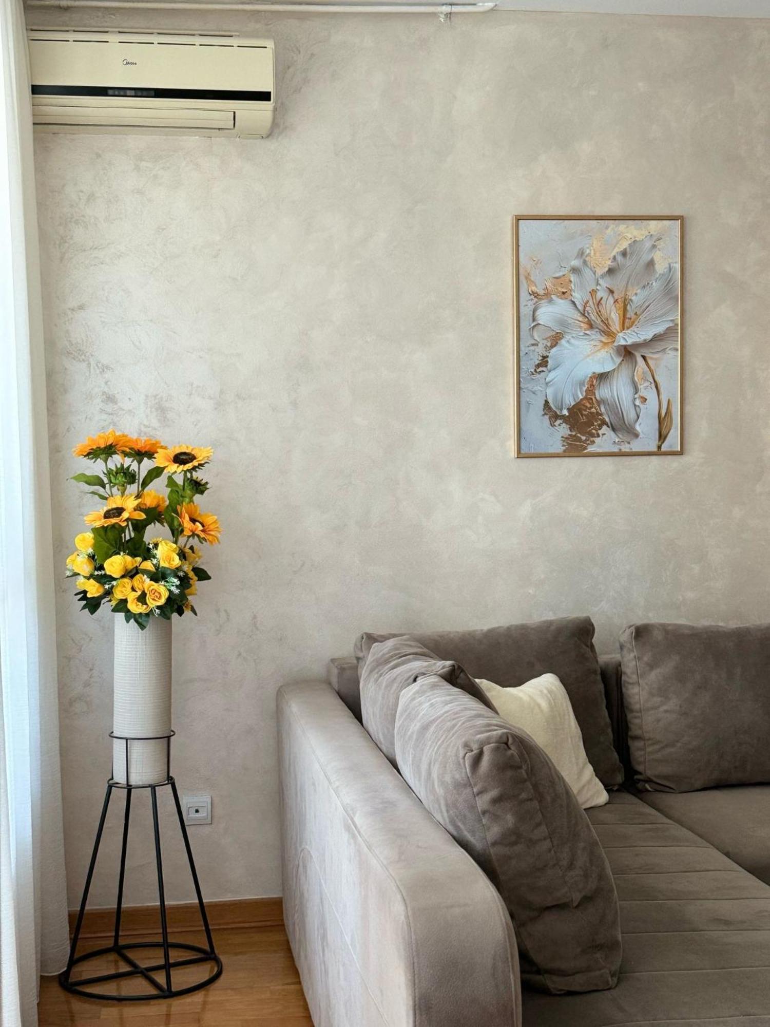 Manhattan Apartman Belvil Belgrado Buitenkant foto