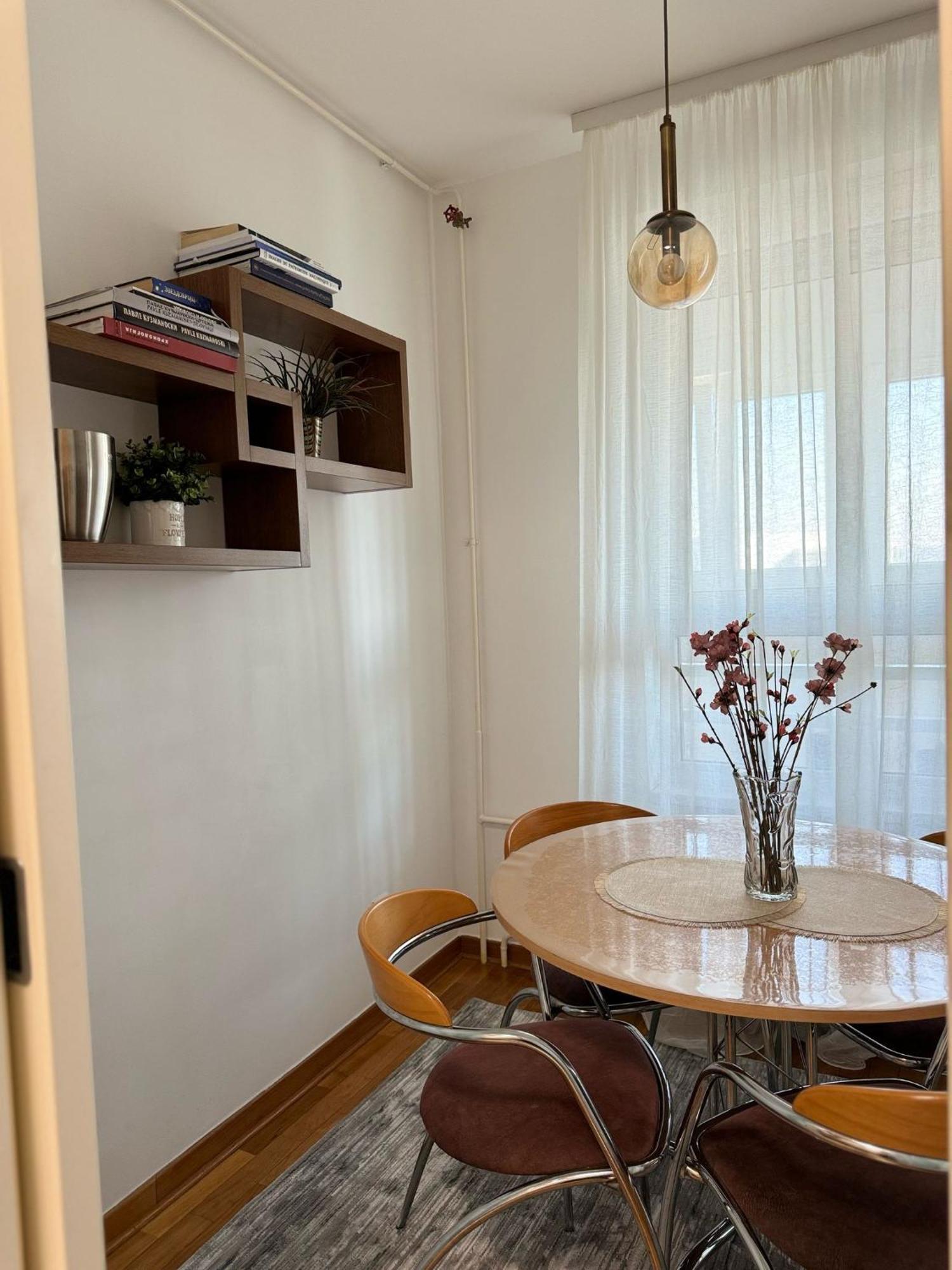 Manhattan Apartman Belvil Belgrado Buitenkant foto